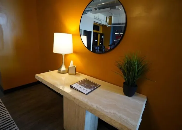 3e *new* Huge! Spacious 3 Bedroom In Oakland That Sleeps 12! Apartment Pittsburgh