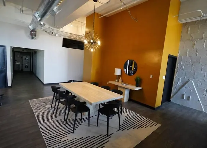 3e *new* Huge! Spacious 3 Bedroom In Oakland That Sleeps 12! * Pittsburgh